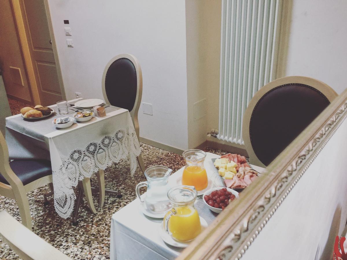 B&B Al Pozzo Di Luce Venetië Buitenkant foto